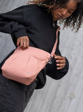 澳洲Pacsafe出国旅游城市休闲单肩包斜挎包防刀割防盗刷通勤包