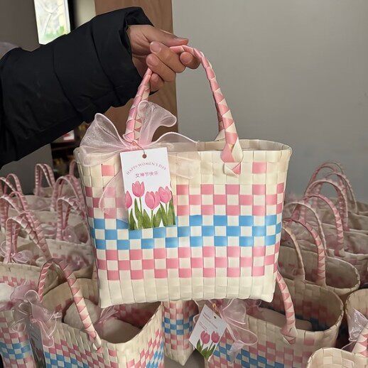 三八妇女节礼物送女神公司员工客户伴手礼烘焙曲奇化妆品包装盒