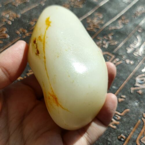 242g新疆和田籽料原石天然无修手把件白羊脂玉一把抓真皮洒金皮