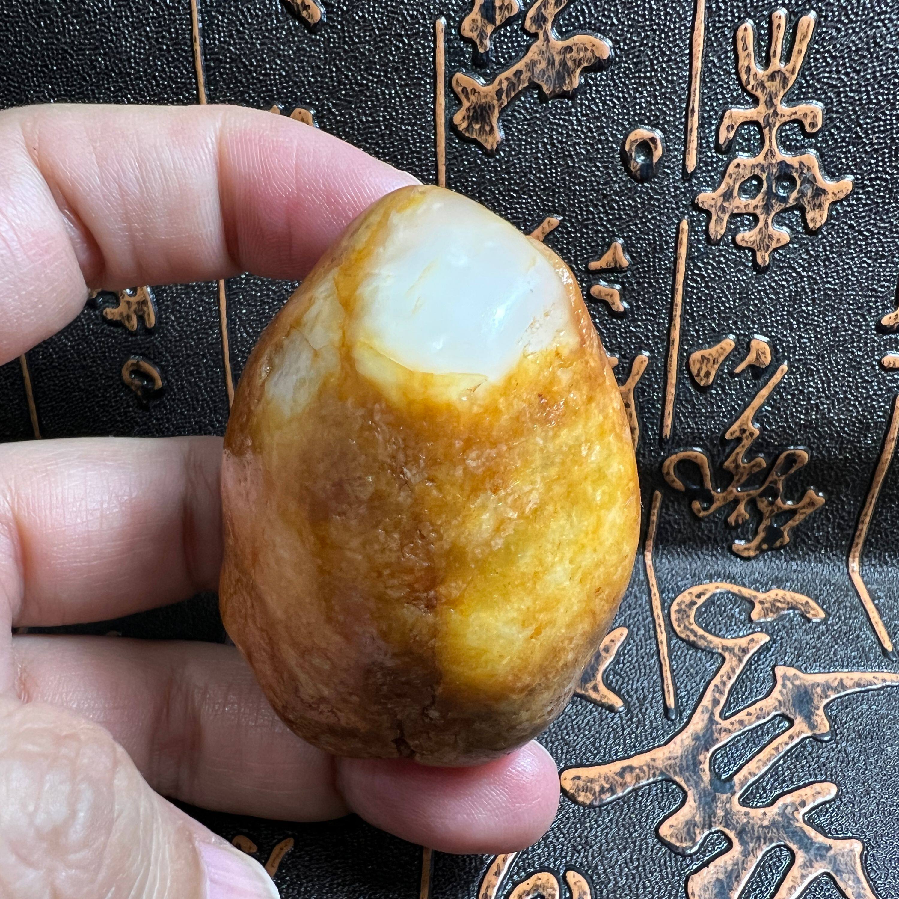 83g黄皮真皮和田玉籽料原石 天然黄沁荔枝肉白玉皮包玉新疆和田籽