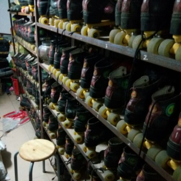 Patins à roulettes - Ref 2585543 Image 1