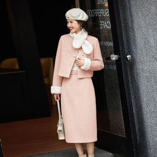 时尚气质羽绒服套装2023年冬季新款女减龄温柔国风淑女厚款两件套