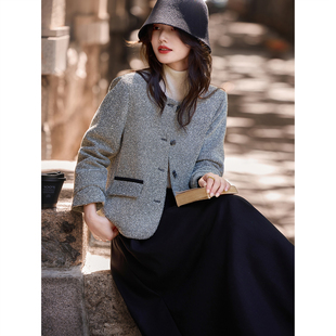 女装 苏醒 新款 2025年冬季 两件套 乐园加厚羽绒呢大衣外套半裙套装