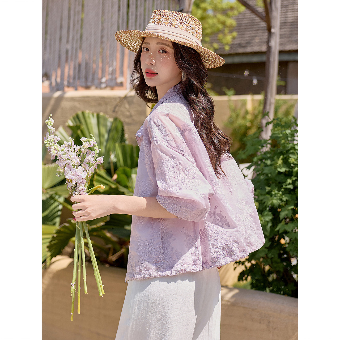 夏季薄款绣花翻领短外套女装