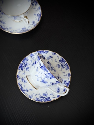 日本Sango Magna青花葡萄描金咖啡杯碟下午茶杯·日本直采