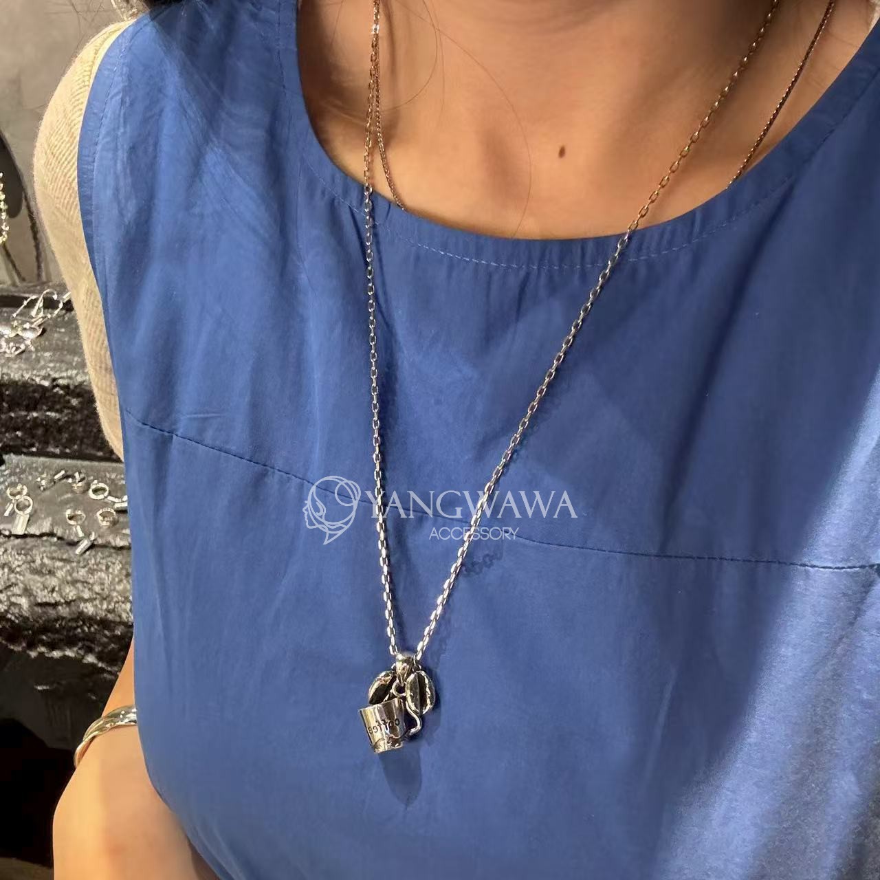 581819韩国东大门LEI通体纯银新款新潮高级感咖啡杯吊坠项链