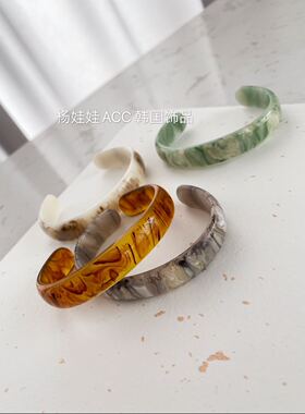 韩国东大门亚克力不规则花纹手镯yins冷淡风简约复古手链女193101