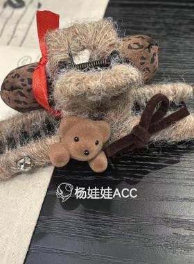 5120904韩国东大门Trois de LEI新款高级豹纹蝴蝶结小熊抓夹发夹