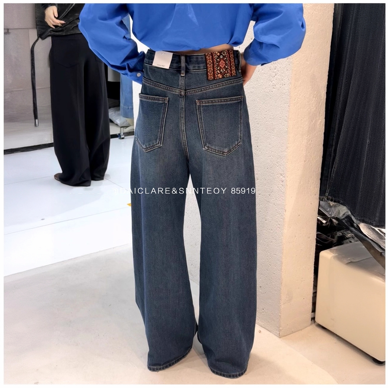 代嘉儿daiclaire牛仔裤女冬季森调无弹暖肤绒蓝色拖地甩裤85919