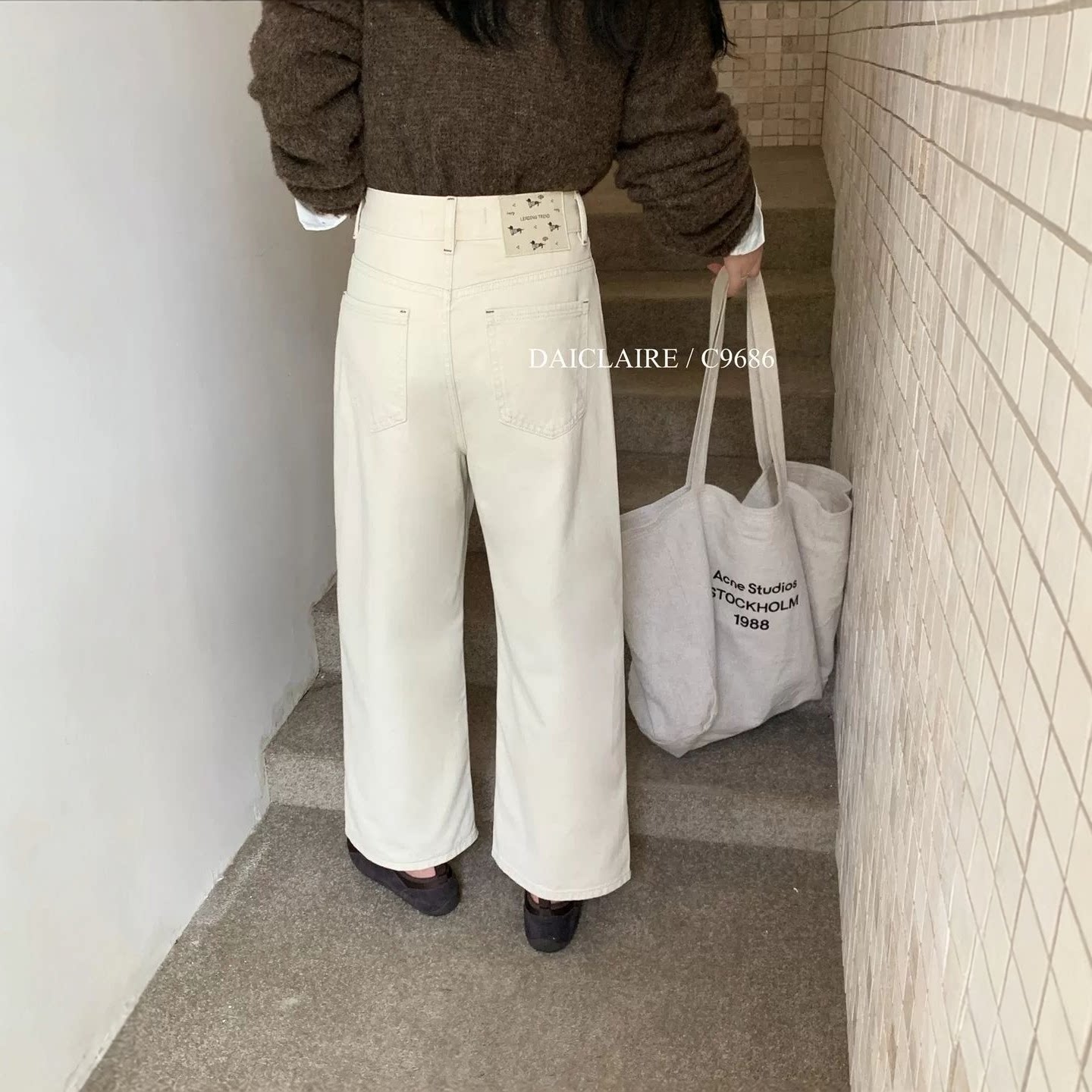 代嘉儿C9686直筒牛仔裤女2026秋新款阔腿裤杏色高腰九分奶奶裤子图片