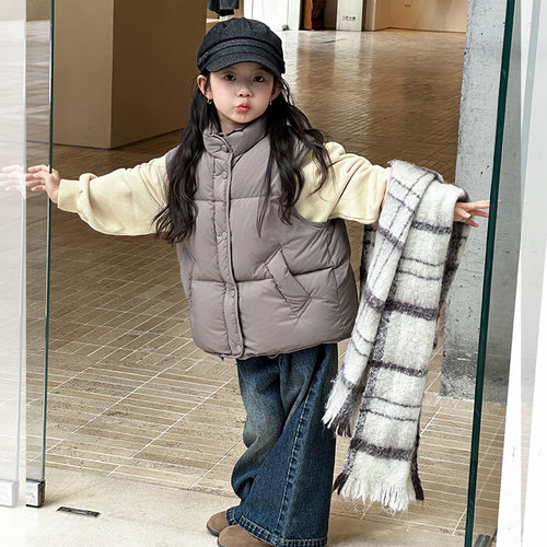 艾摩贝贝男女童中大童羽绒马甲