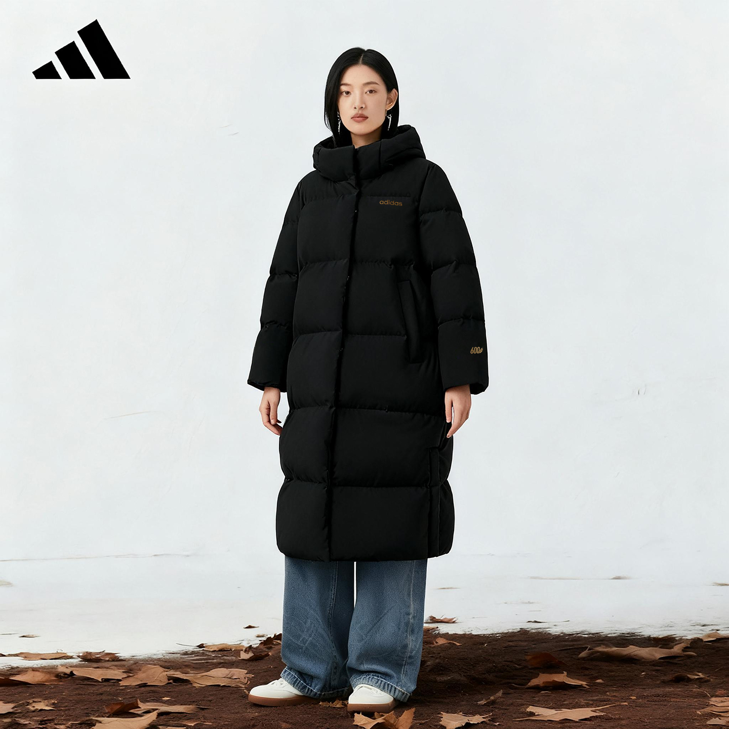阿迪达斯长款羽绒服女款