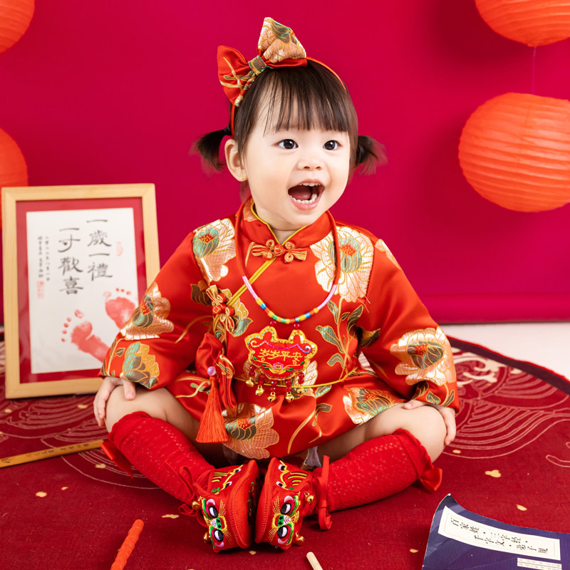 周岁礼服女宝宝秋季红色喜庆女童抓周服儿童唐装中式中国风包屁服