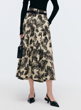 Migaino曼娅奴女装2025年春季新款大摆型气质印花半身裙MP12EB018