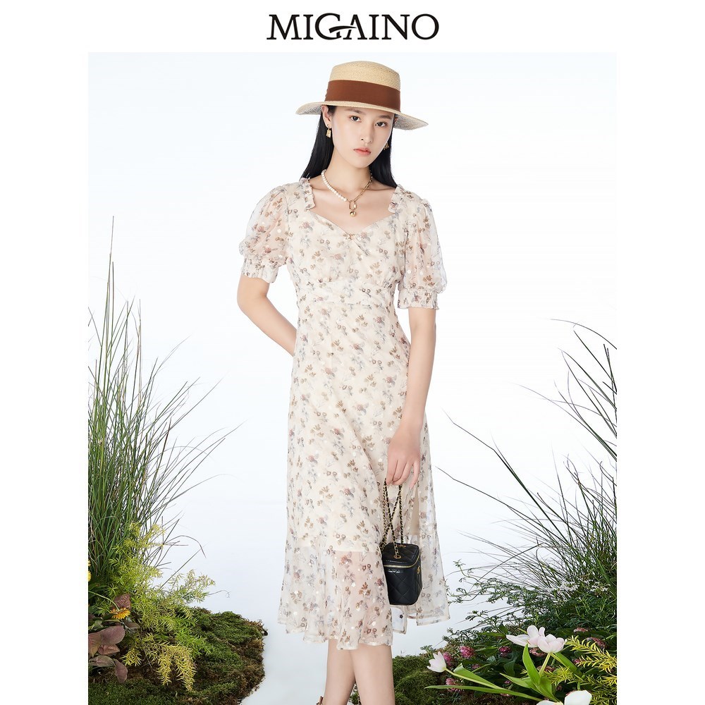 曼娅奴连衣裙2023夏修身高腰复古方领泡泡袖碎花长裙MN24DA606