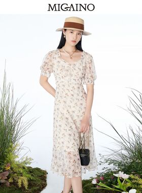 曼娅奴连衣裙2023夏修身高腰复古方领泡泡袖碎花长裙MN24DA606