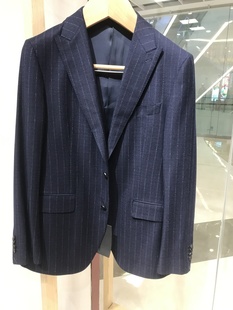 依文诺丁山婚礼宴会商务休闲藏蓝色绵羊毛高档西服西装吊牌价2780