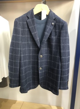 依文新款男士商务DRAGO德拉戈面料蓝色格子西服单西吊牌价5280元