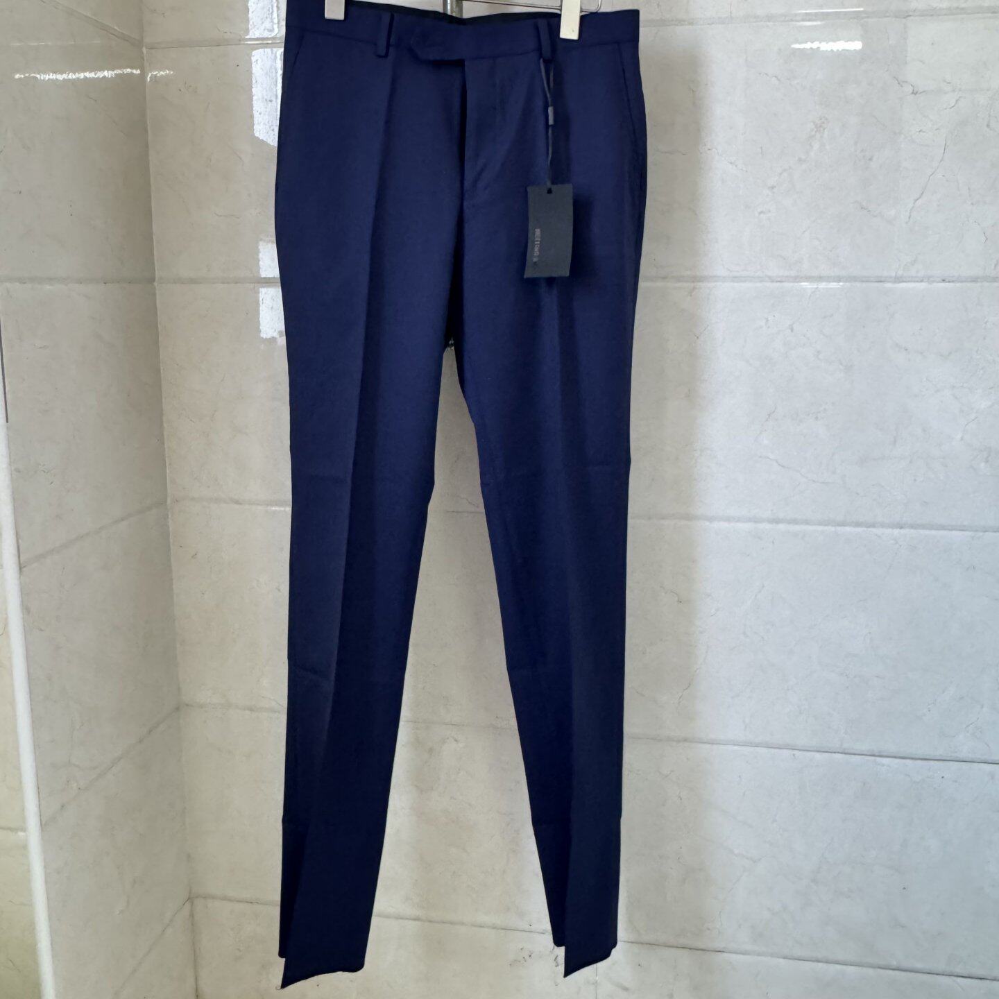 依文诺丁山特价春夏薄款男士商务上班羊毛混纺蓝色修身西裤1300元