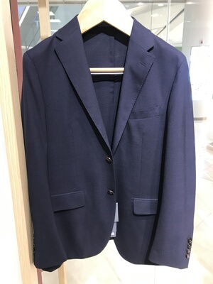 依文新款特价男士商务意大利REDA纯羊毛蓝色西服西裤吊牌价4680元
