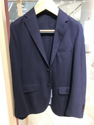 依文新款特价男士商务意大利REDA纯羊毛蓝色西服西裤吊牌价4680元