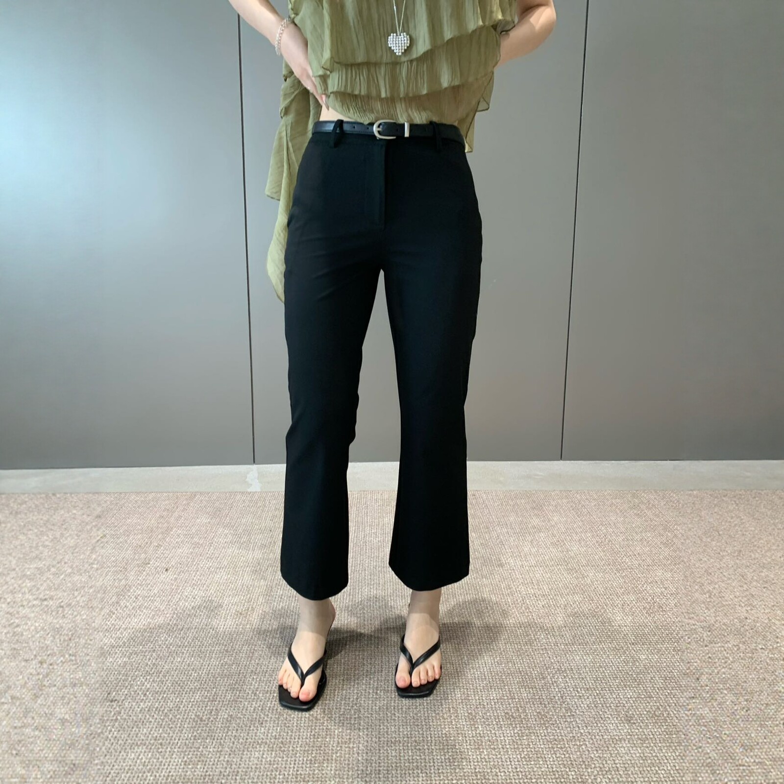 卡蔓诗高腰显瘦八分西装裤通勤