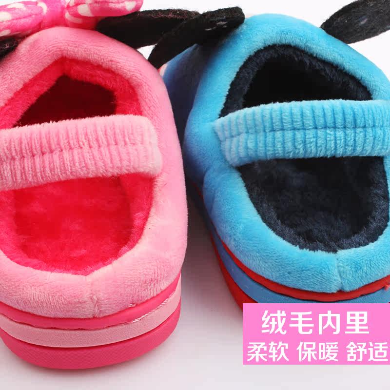 Pantoufles enfants en suède DISNEY pour hiver - semelle autre - Ref 1033286 Image 4