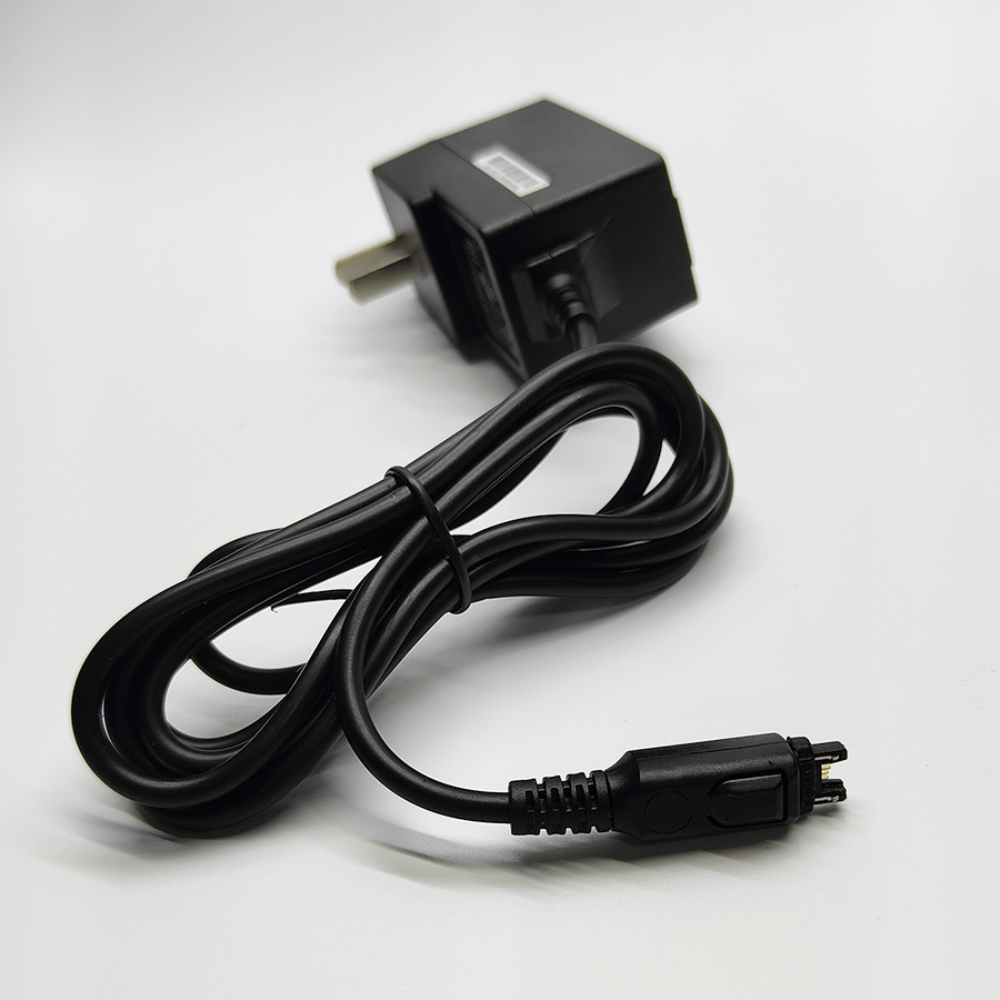 摩托罗拉MTP850/810/830充电器