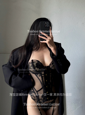 RenmeiLuziye【巴黎假期】高级刺绣透视塑身鱼骨法式抹胸内衣套装
