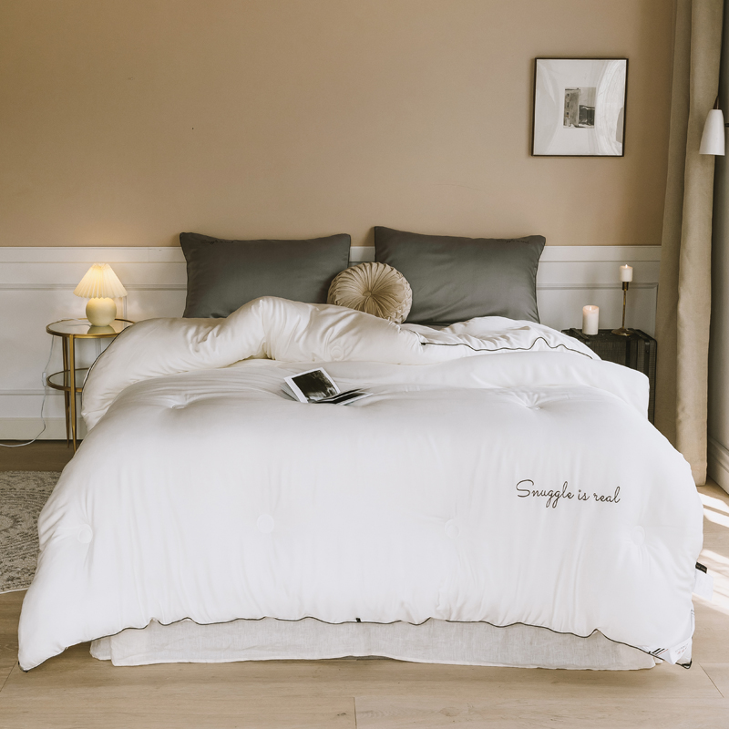 伊伊爱莫代尔绣花单人保暖被