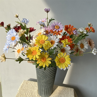 6头雏菊 仿真花小雏菊婚庆插花装饰家居野餐拍照道具波斯菊洋甘菊