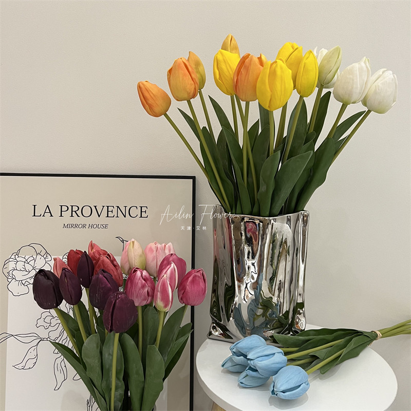 5头手捧布朗尼郁金香 仿真花手感pu泡沫逼真家居摆放拍摄道具