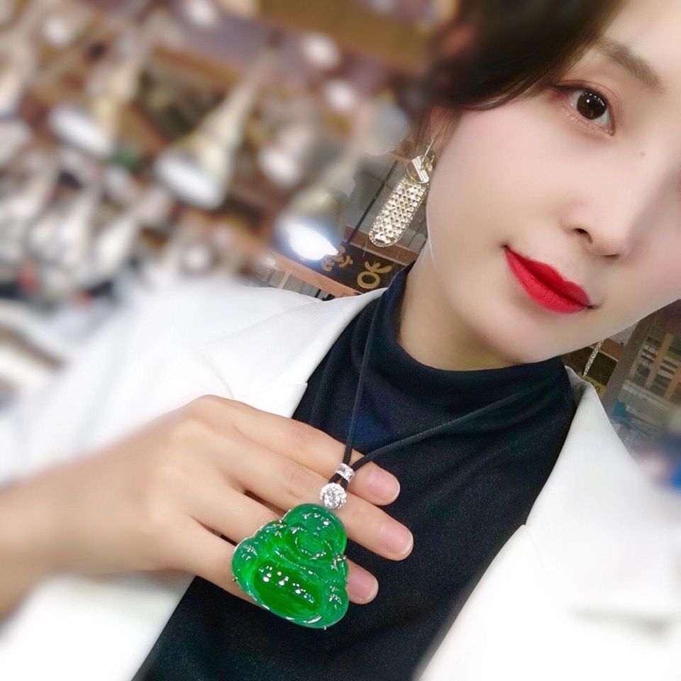 处理翡翠吊坠女玉佛冰种