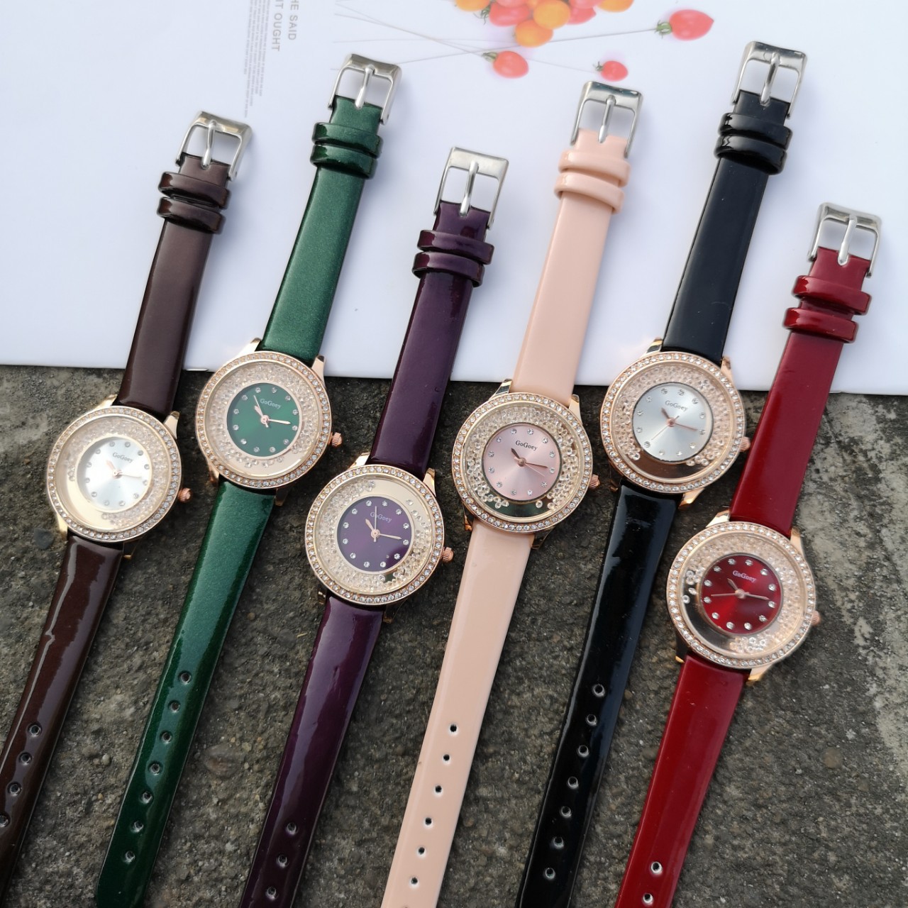 2020新款手表gogoey鑲鑽滾動水晶皮帶表女士學生石英裝飾腕表在類目 手錶, 腕錶中 - 來自Buy2taobao.com提供專業的淘寶代購服務