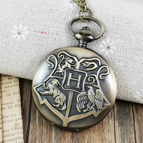 批发哈利波特周边复古翻盖石英怀表霍格沃茨斯莱特林格兰芬多徽章