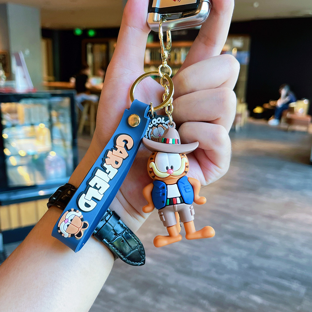 爆款卡通牛仔加菲猫钥匙扣变装公仔情侣包包挂饰精品学生书包挂件