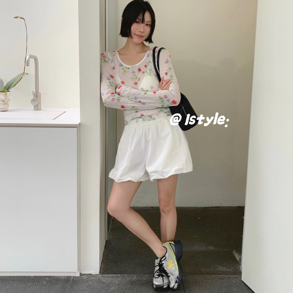 韩版istyle新款2026春夏设计感小众a字休闲裤纯色花苞阔腿短裤女