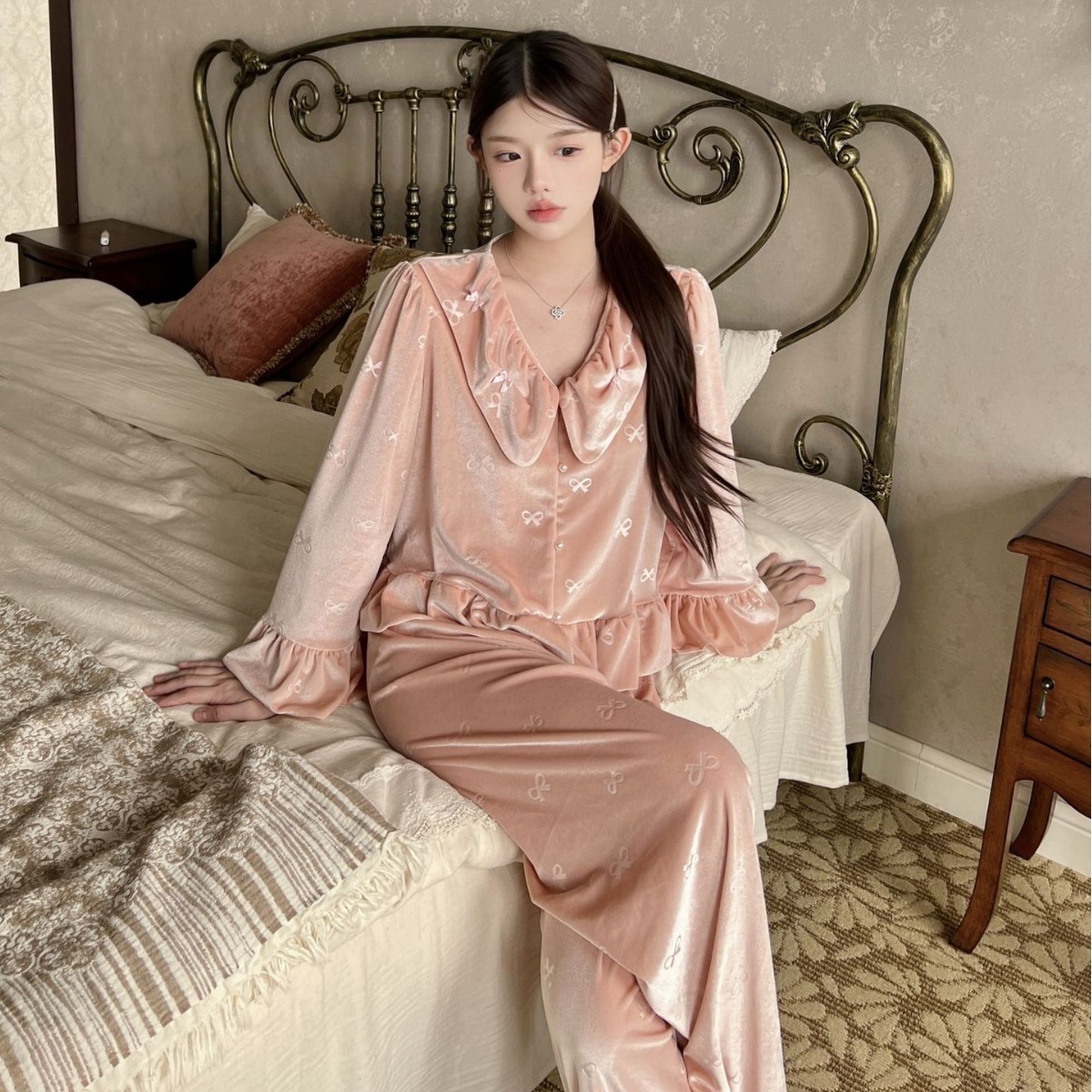 金丝绒秋季新款提花睡衣女日系甜美长袖宫廷风加厚家居服小香风