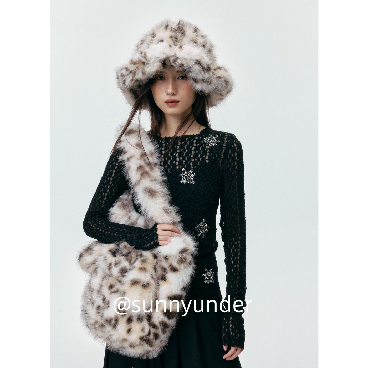 时尚造型感大沿豹纹毛绒渔夫帽子豹纹毛绒包包女秋冬二件套潮ins