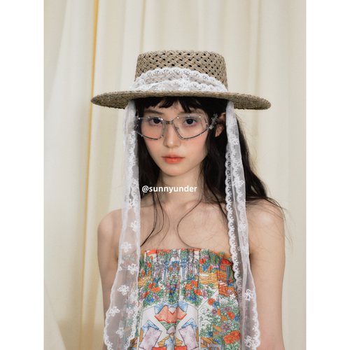 咸草编镂空平顶草帽女夏季法式复古度假旅游海边海草遮阳帽子ins