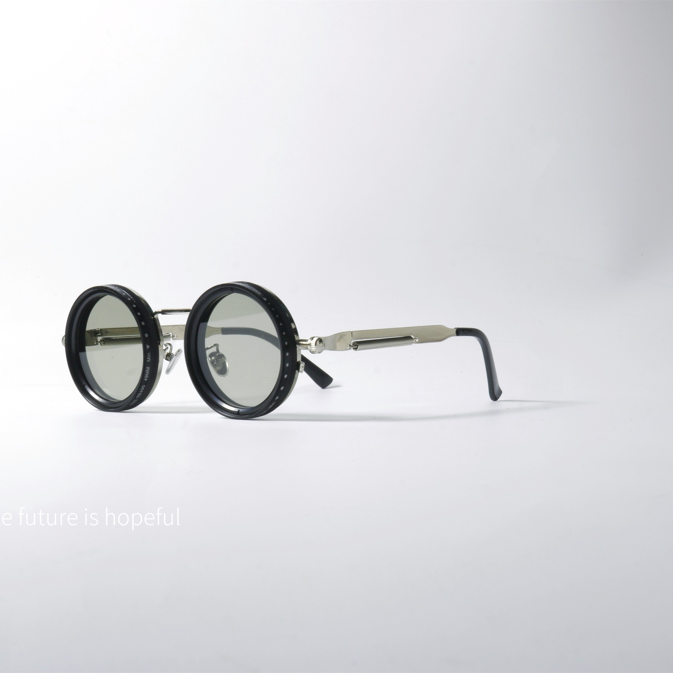 可调深浅变色黑科技墨镜UV400防紫外线偏光圆形可配近视太阳眼镜