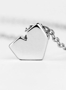 Different Young 心房爱心情侣吊坠 简约几何S925纯银项链锁骨链