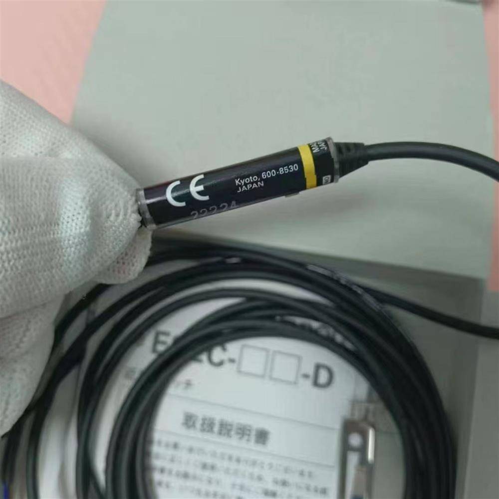 接近传感器E2EC-CR8D1 2M