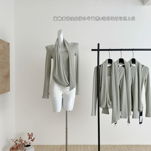 someone sometimes慵懒垂褶挂脖围巾半门襟U领仿羊绒针织上衣