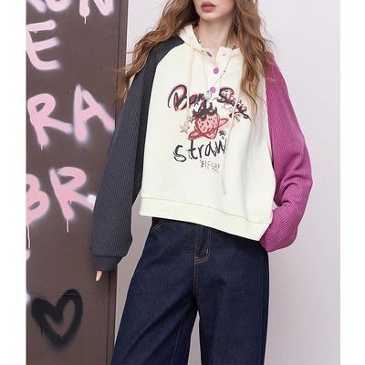 撞色插肩草莓印花宽松连帽卫衣女2025年新款小个子百搭短款上衣