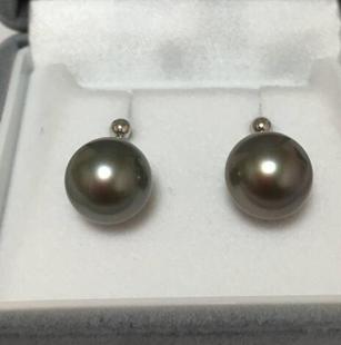 包邮 14k白金10.8mm天然黑蝶珍珠耳钉 日本二手珠宝奢侈品代购