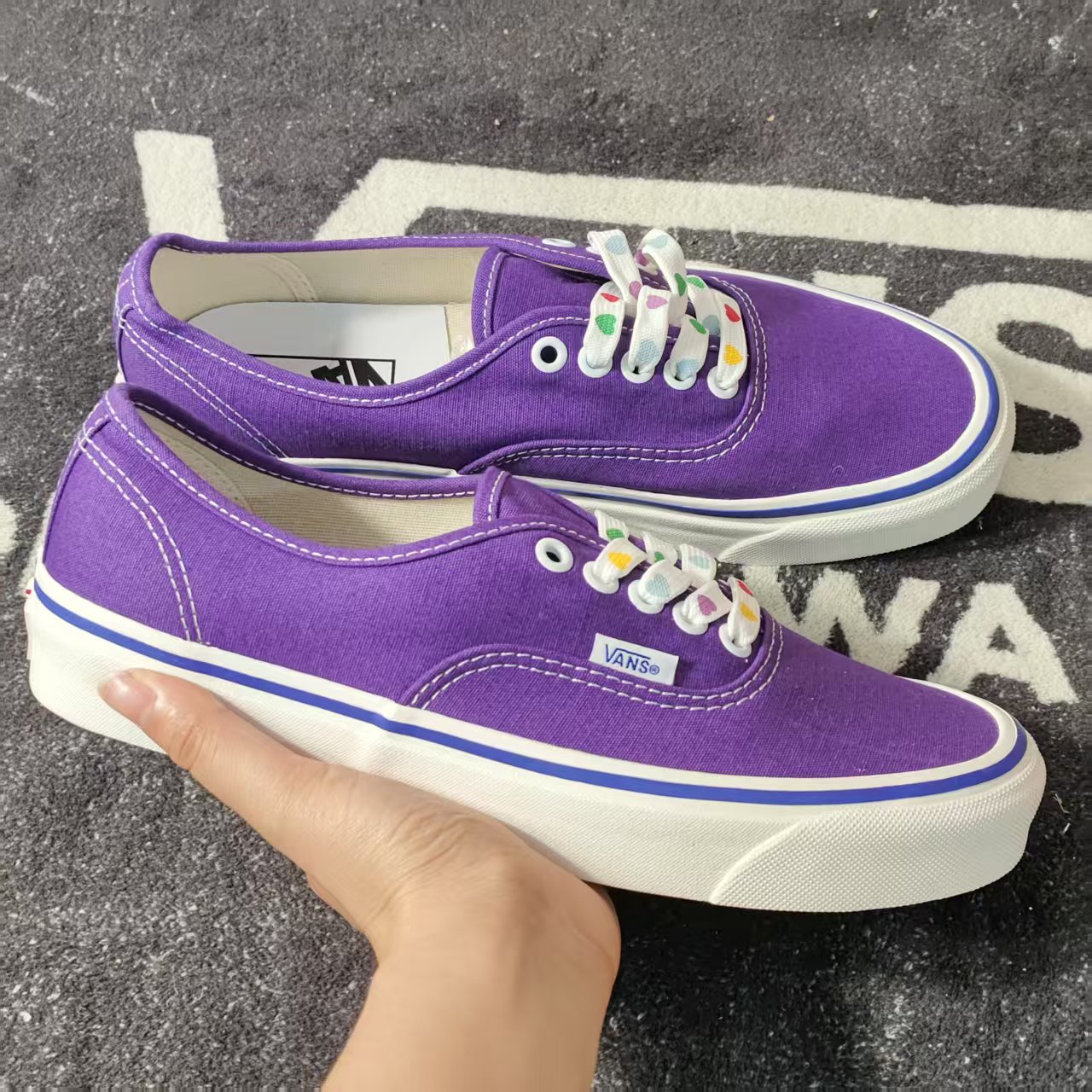断码特价Vans Authentic香芋紫彩色鞋带低帮帆布VN0A38ENWO5