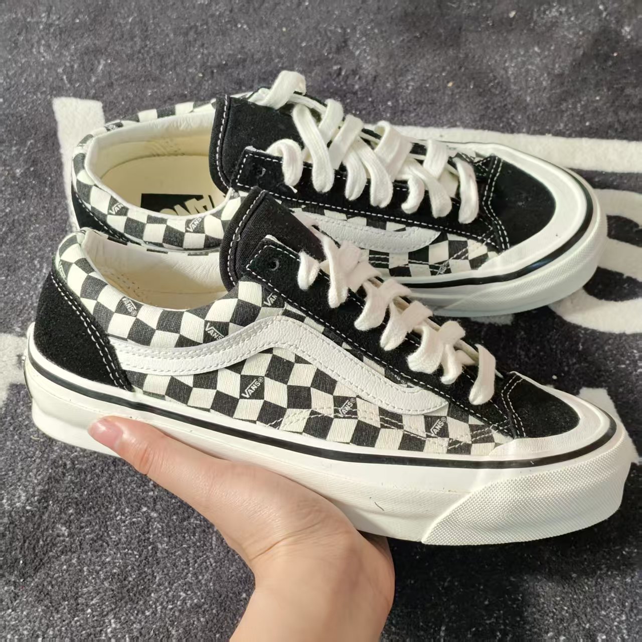 断码特价Vans Style36黑白棋盘格复古包头板鞋VN000MT6BPQ