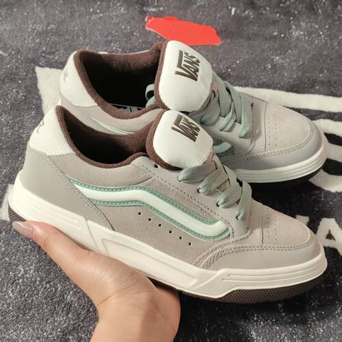 Vans Hylane灰绿拼色麂皮低帮男女复古休闲滑板鞋 VN000D1JHCZ