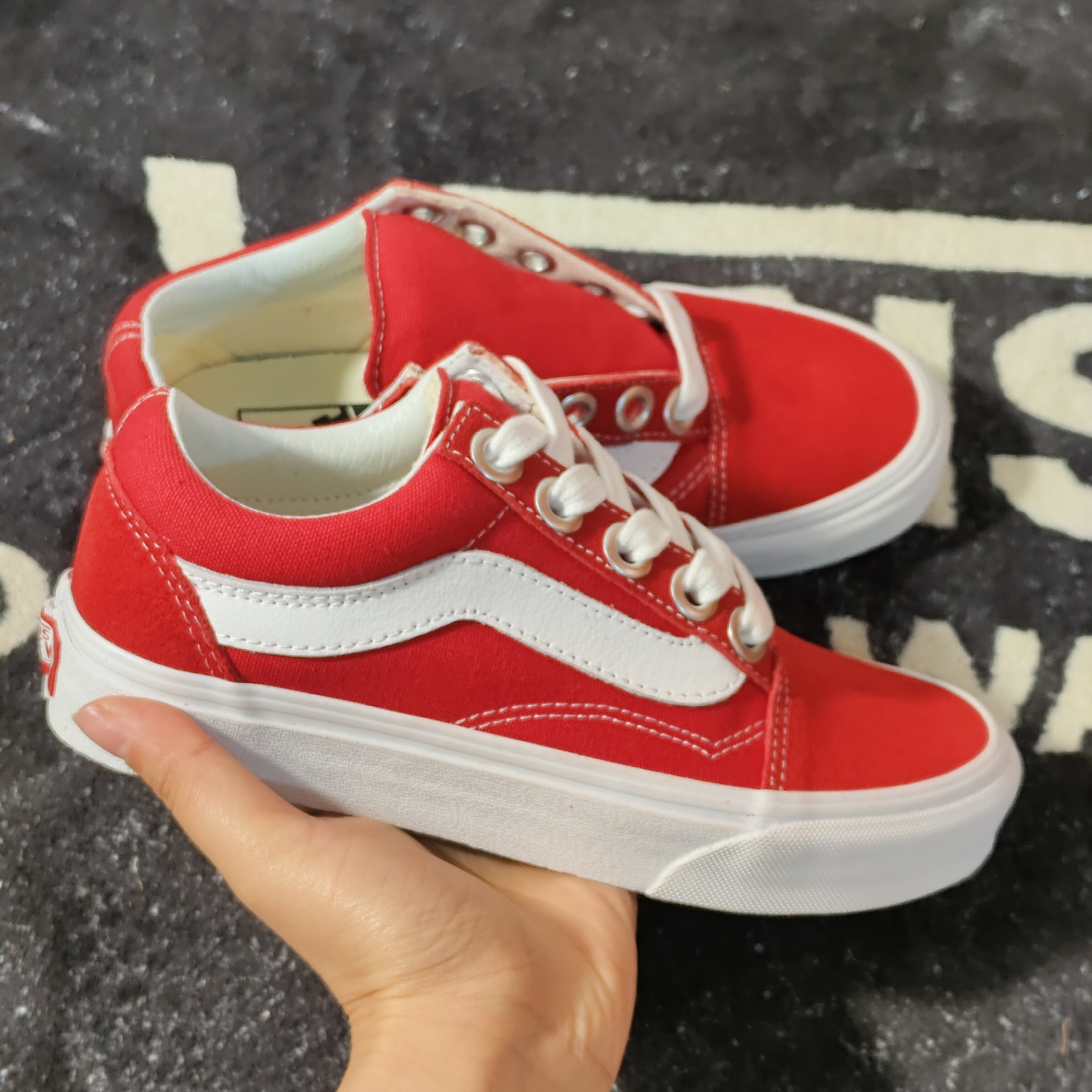 VANS范斯Old Skool红白低帮帆布鞋 VN0A3WLYJV6